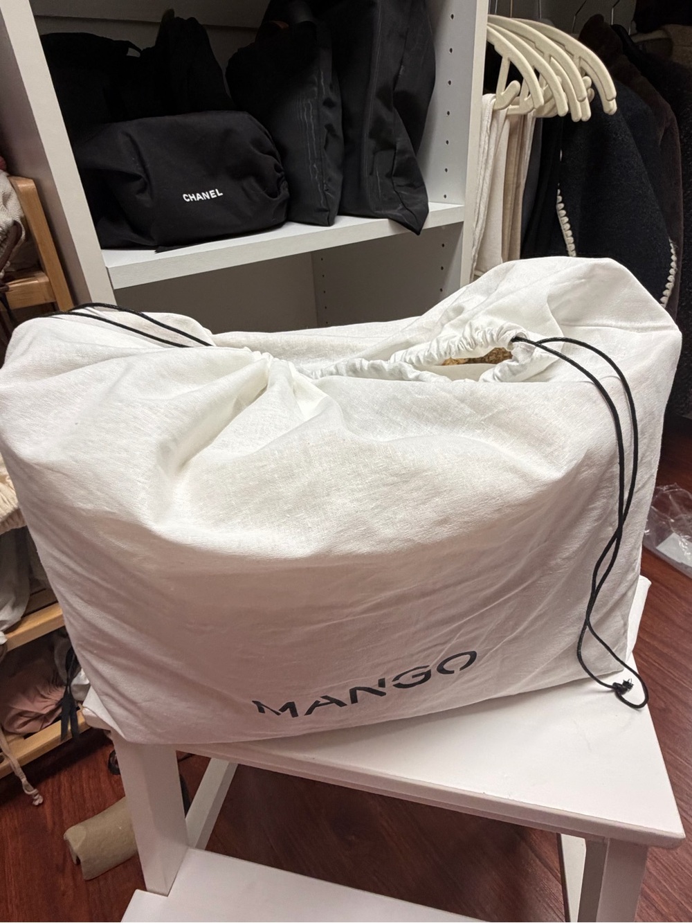NWT Mango Raffia Tote in Natural - Picture 12 of 12